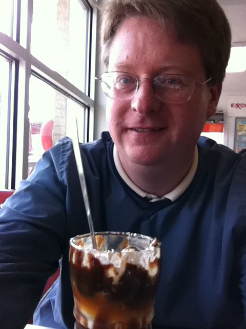 Things To Do in Mount Vernon Ohio Sam Miller Ice Cream Photo 