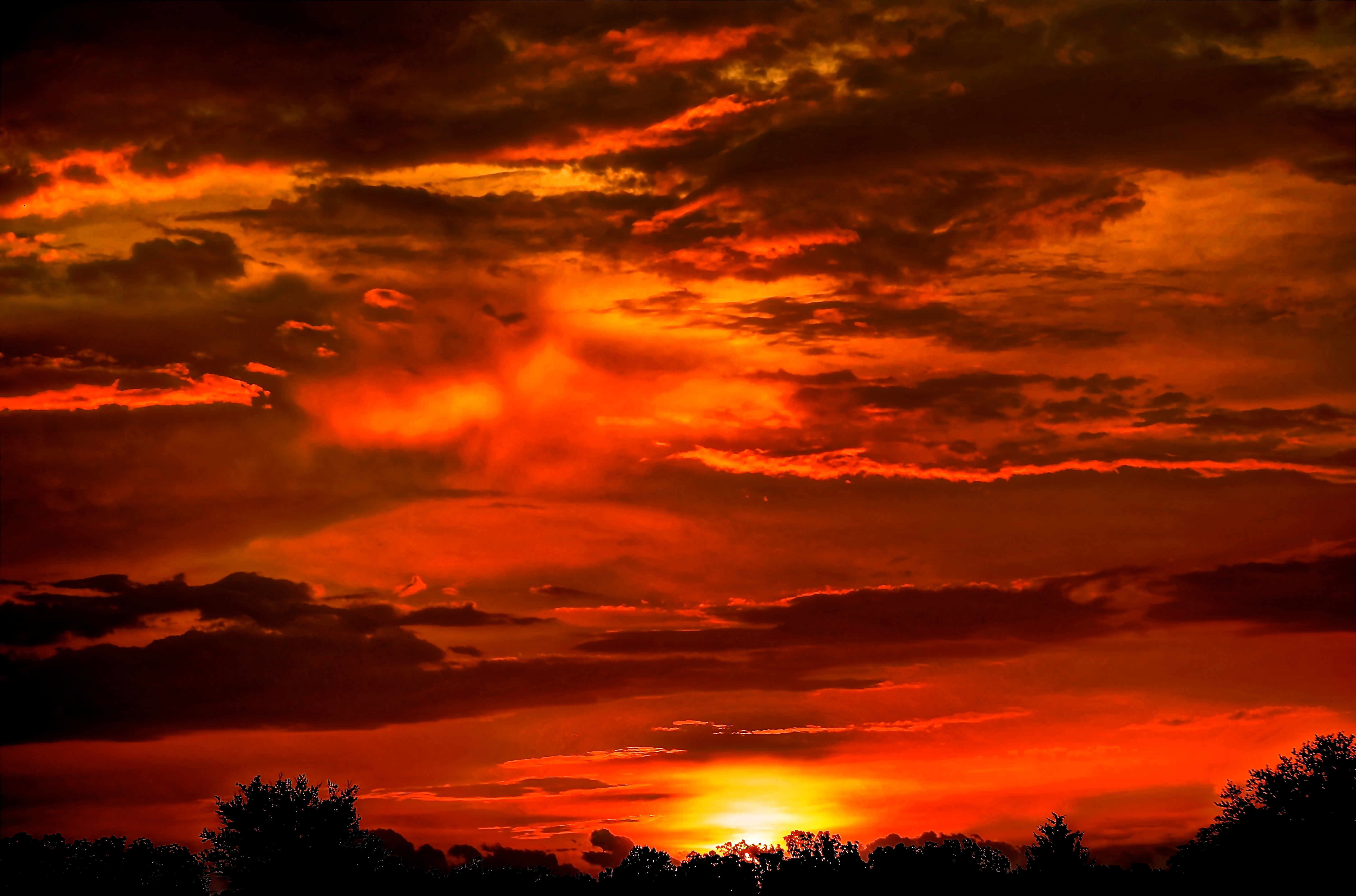 Mount Vernon Ohio Sunset Photo by Knox County Ohio Realtor Sam Miller
