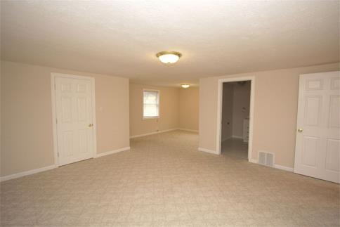 Mount Vernon Ohio Country Home - SALE PENDING